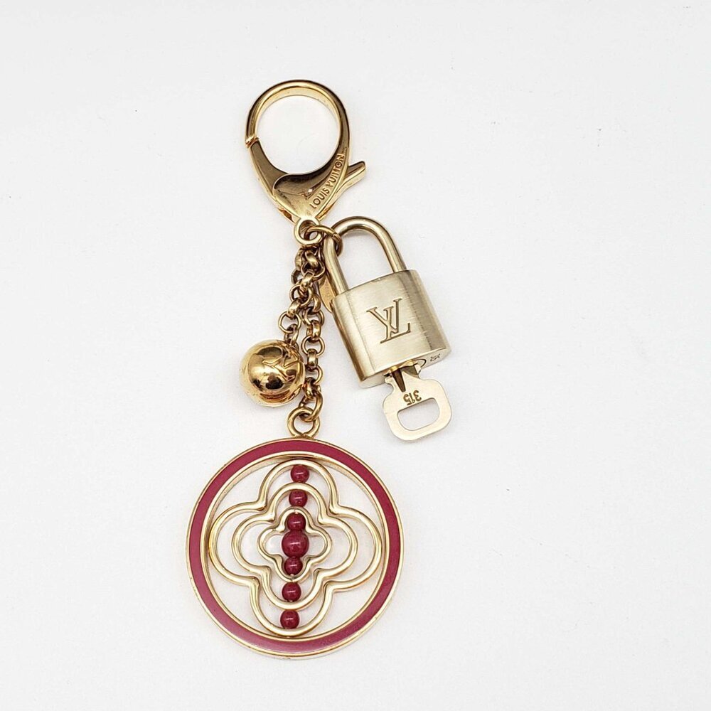 LV Authentic Gold Lock & Key 🔑 Luxury Bag Charm w/ Unbranded Keychain